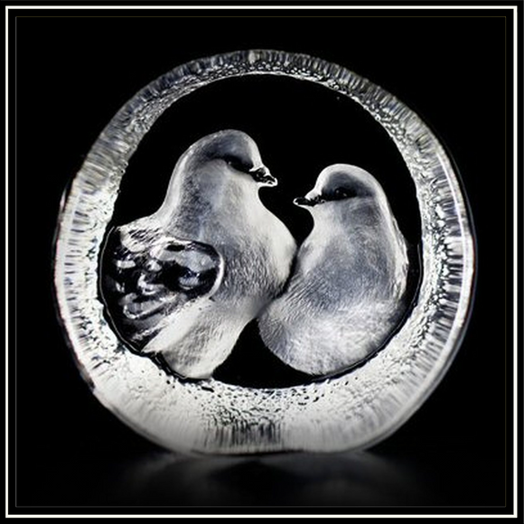 Crystal Turtle Doves Paperweight